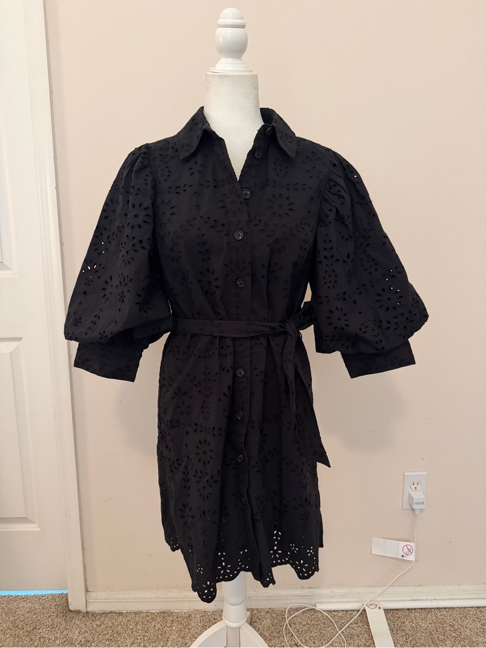 Scotch & Soda Black Eyelet Lace Shirt Mini Dress Sz 6 Puff Sleeves Quiet Luxury